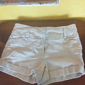 Women’s Casual Rolled Hem Shorts - Light Beige. 2B BEBE Y2K